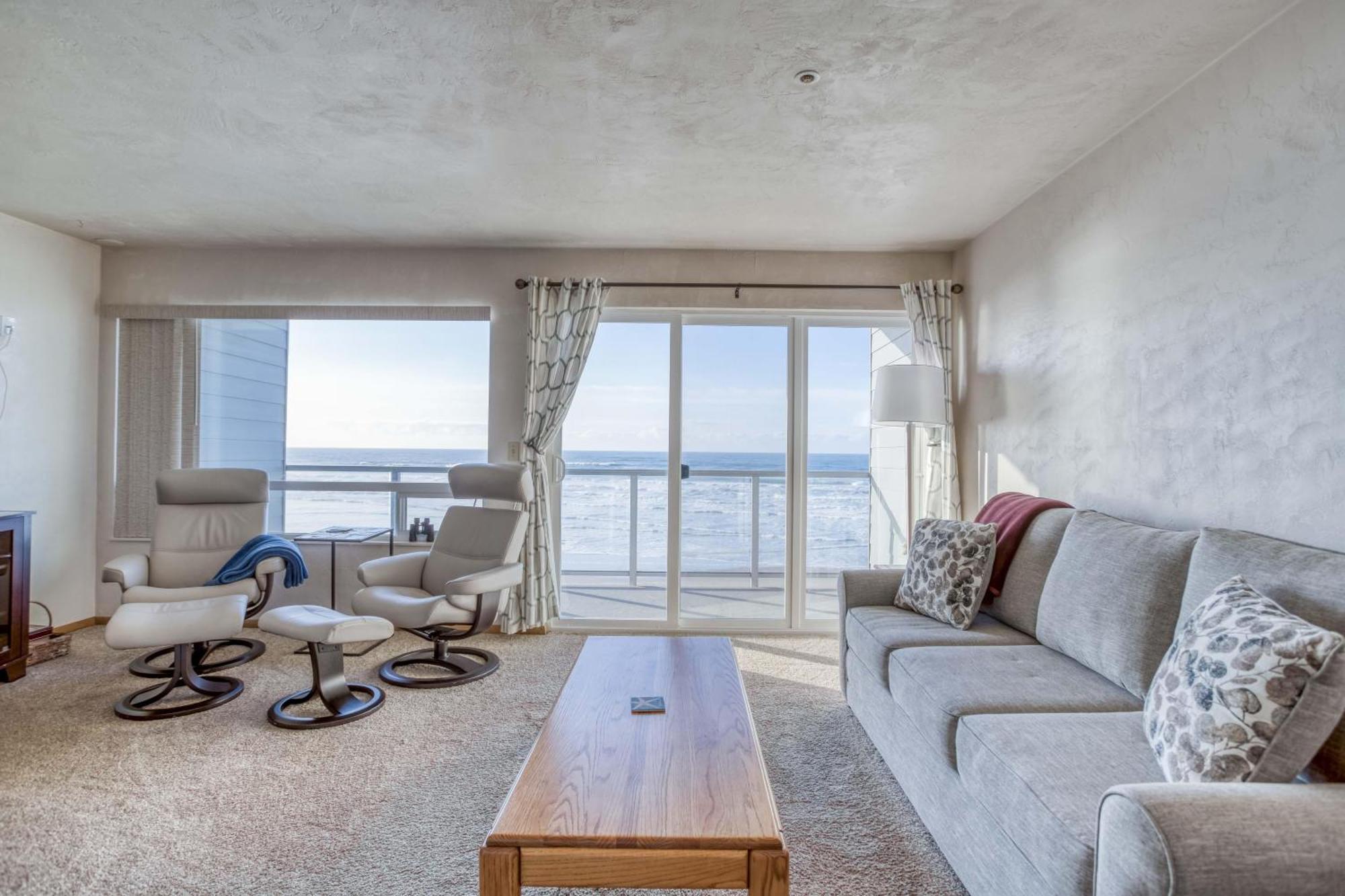 Nye Suite Newport Exteriör bild